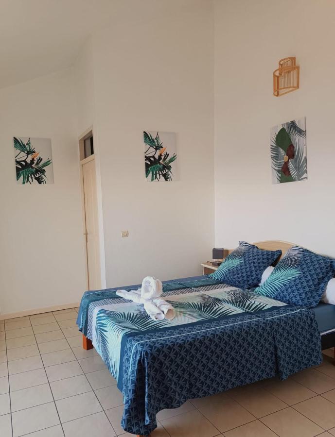 Cibuqueira Numero 7, Centre Ville, Vue Sur Mer , Plage A Pied Le Moule Exterior foto